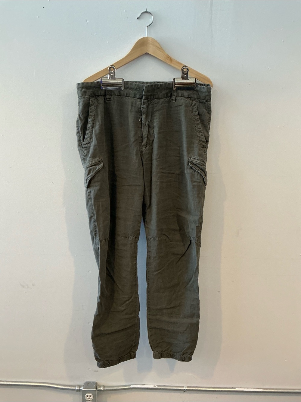 James Perse Men's Olive Cargo Joggers